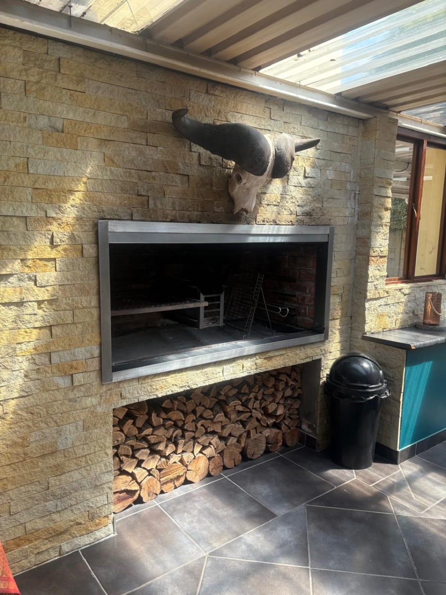 To Let 3 Bedroom Property for Rent in Campher Park Eastern Cape